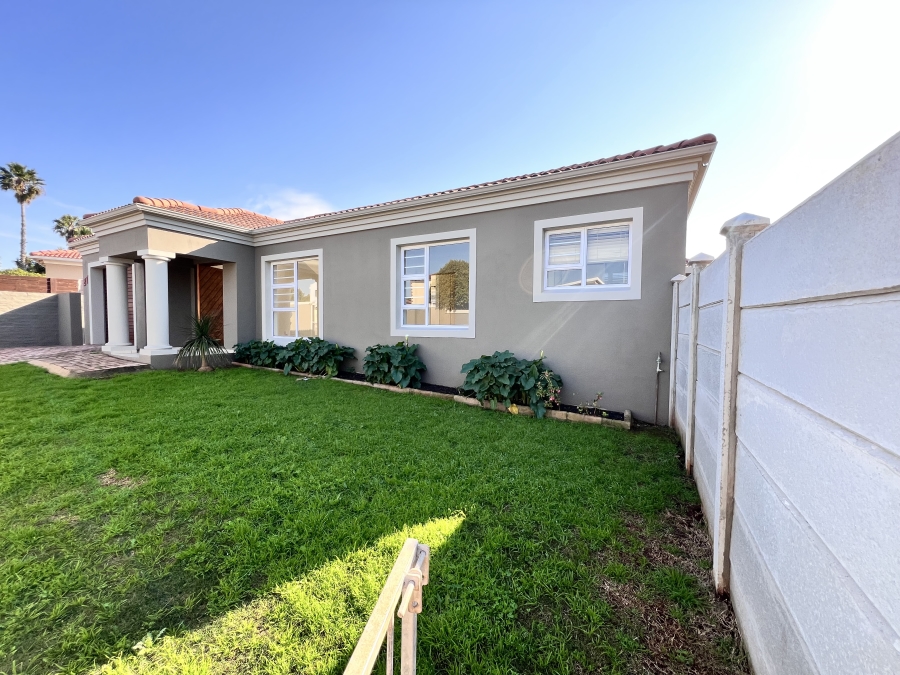 5 Bedroom Property for Sale in Noorsekloof Eastern Cape